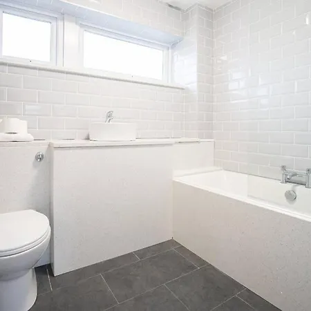 Marykirk House 3 Double Bedrooms Workstays Uk Thornaby on Tees